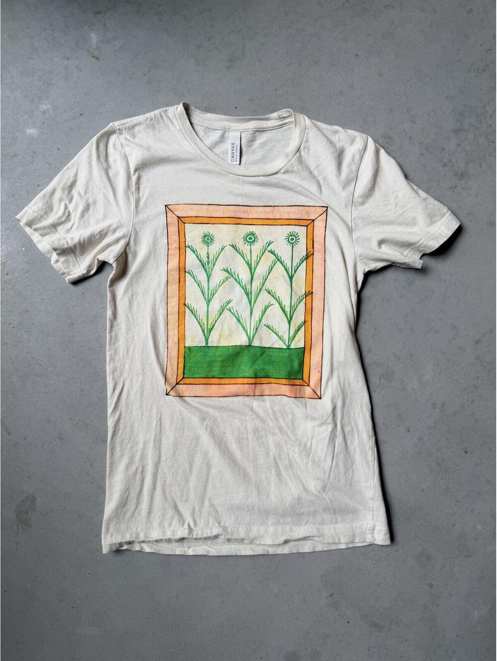 Unique Funky Vintage Art Floral Print Tee Shirt